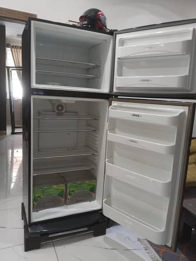 Dawlance refrigerator