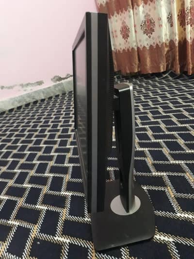 Dell 22 Inch LCD Monitor for Sale