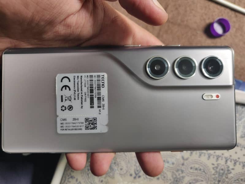Tecno CAMON 40 Pro 0