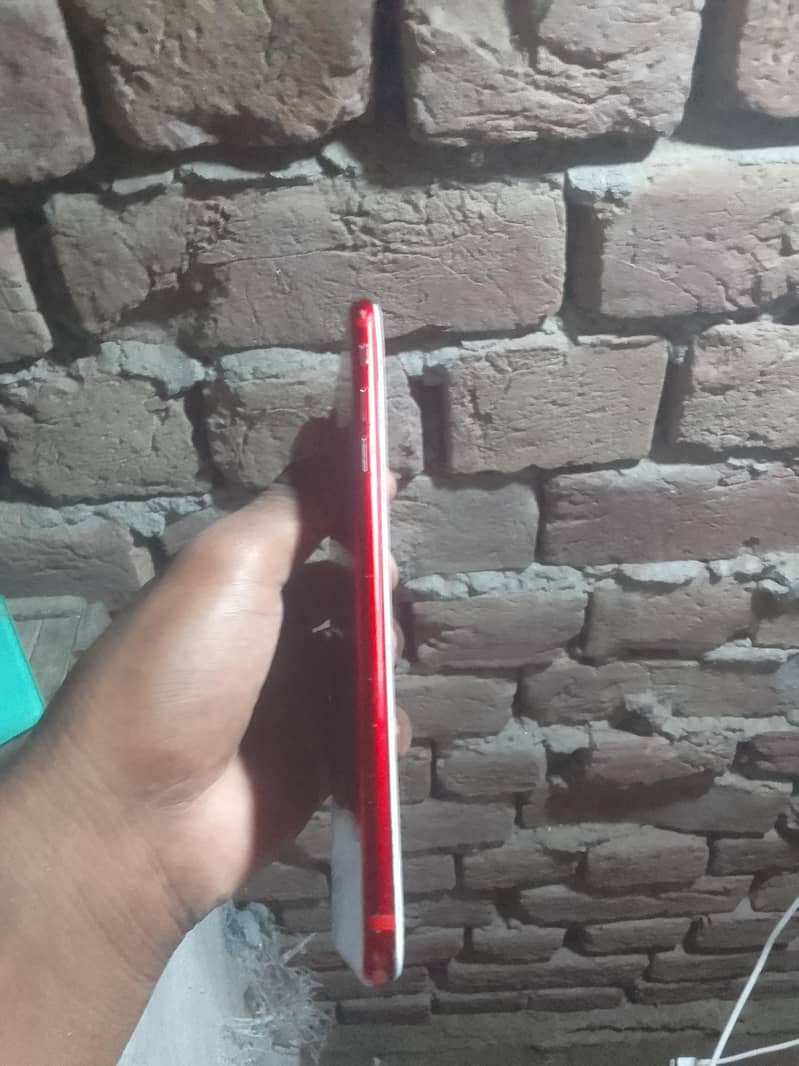 Apple iPhone 7 Plus 4
