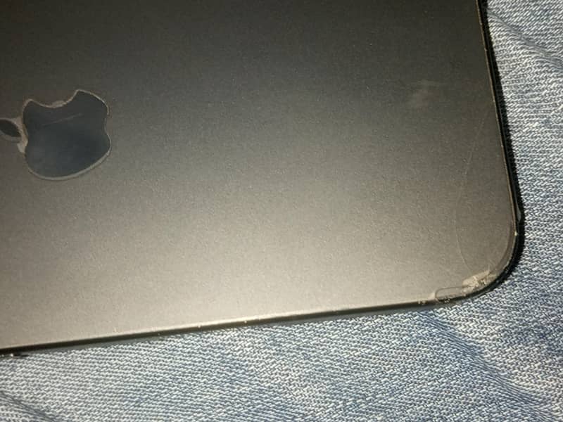 Apple iPhone 16 1