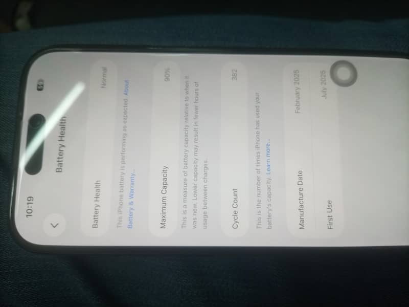 Apple iPhone 16 3