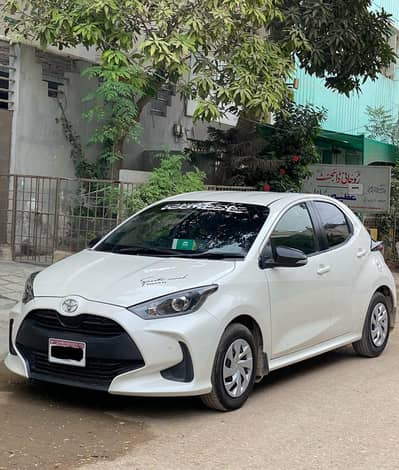 Imported Yaris 2021 Pearl White