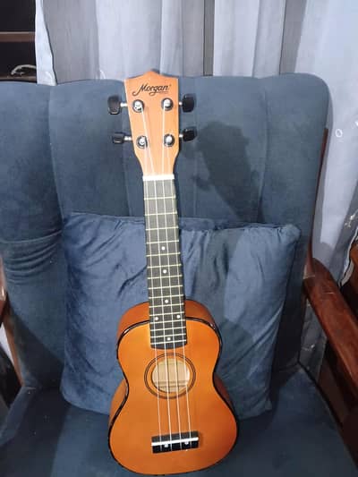 Morgan Soprano Ukulele (UK-S-100N)Great Condition