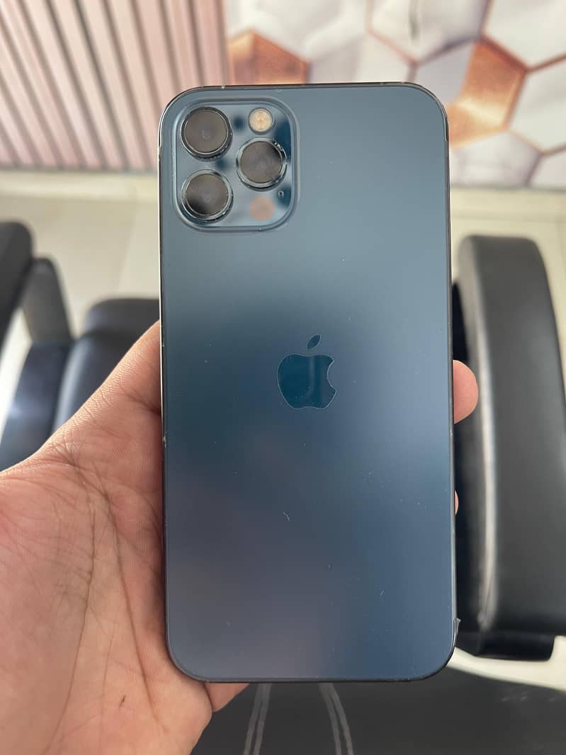 Apple iPhone 12 Pro 2