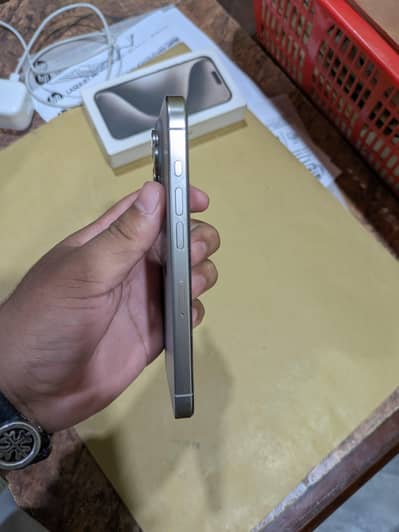 Apple iPhone 15 Pro