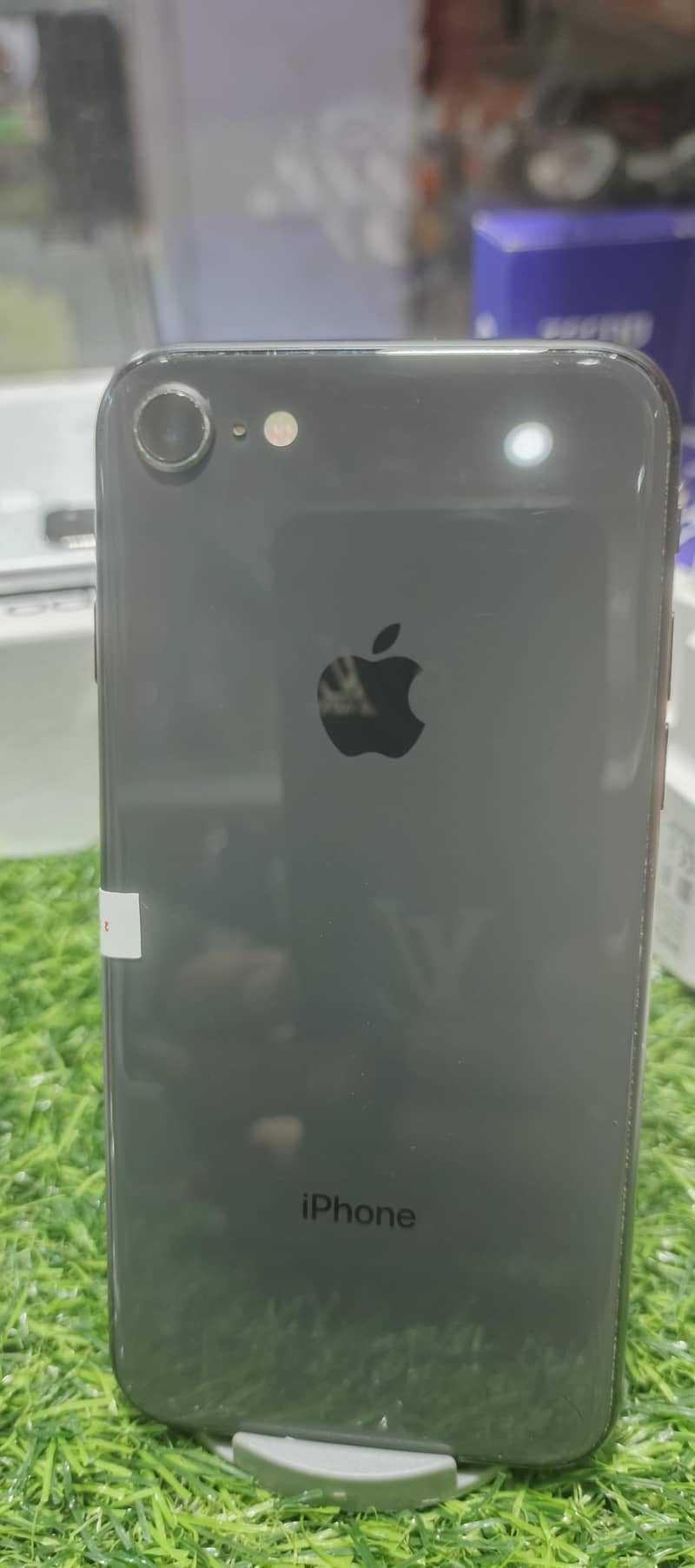 Apple iPhone 8 0