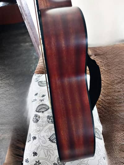 FENDER CC-60s SEMI ACOUSTIC GUITAR