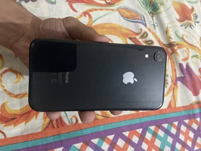 iPhone XR