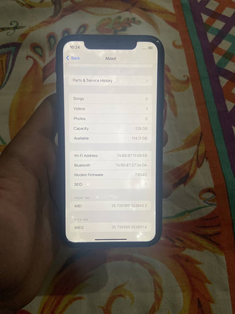 iPhone XR 5