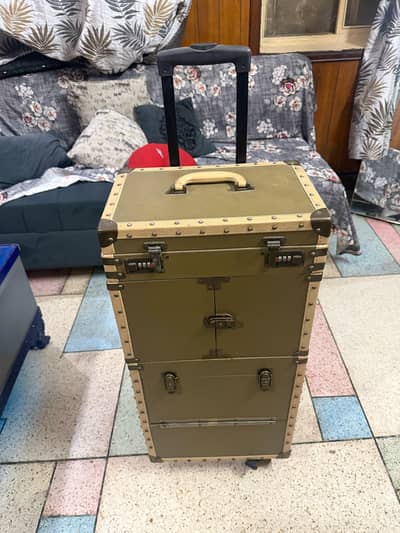 MakeUp Trolley Bag