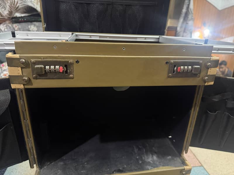 MakeUp Trolley Bag 14