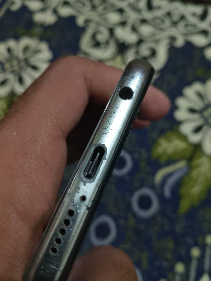Xiaomi Redmi Note 9S 4