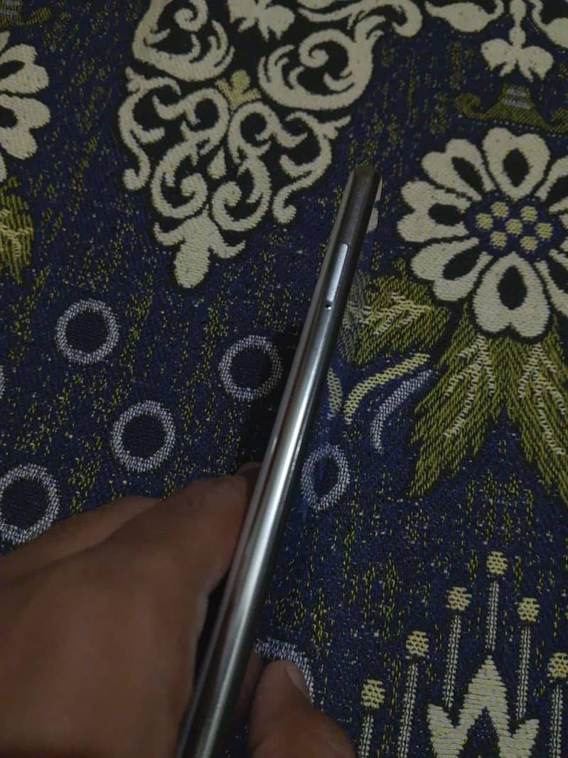 Xiaomi Redmi Note 9S 5