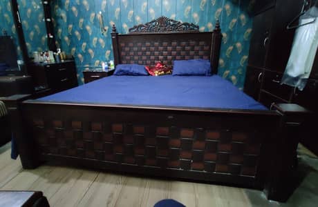 Bed with 2 Side Tables and  Dressing