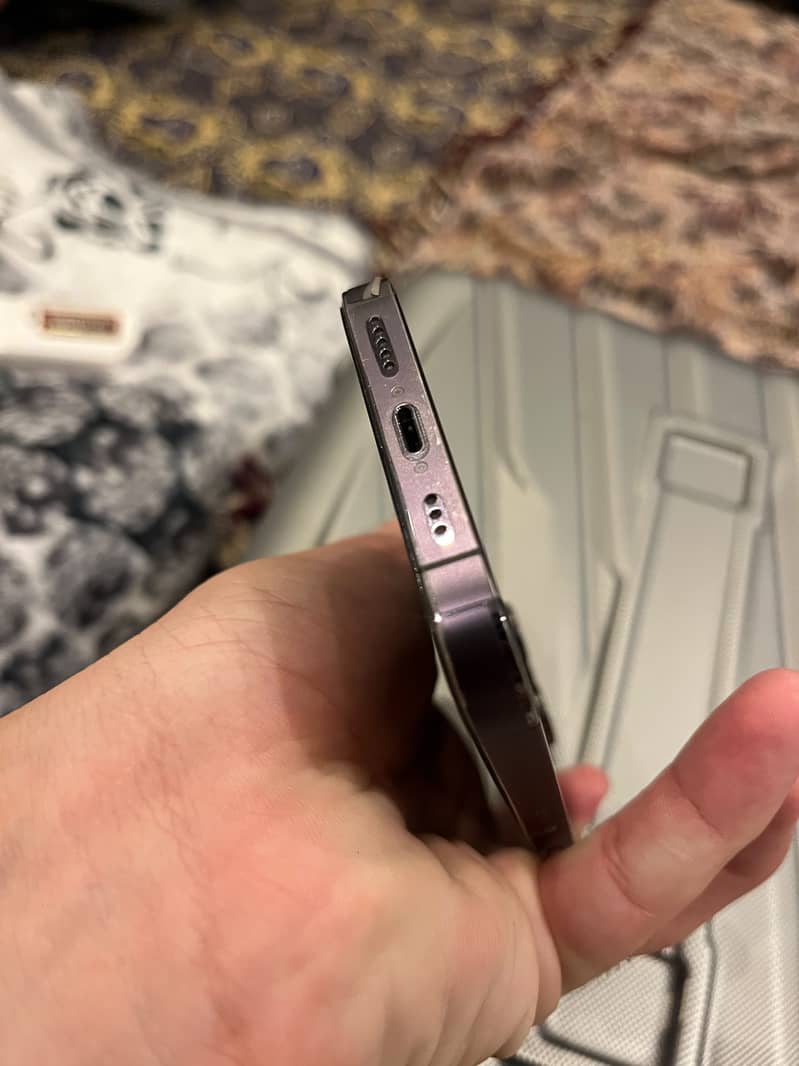 Apple iPhone 14 Pro 4