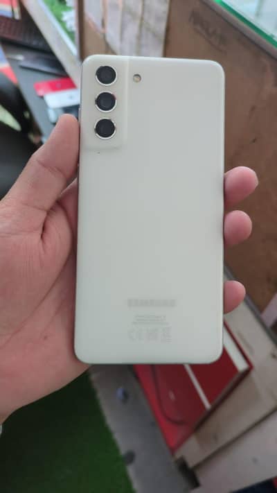 Samsung Mobile S21 FE