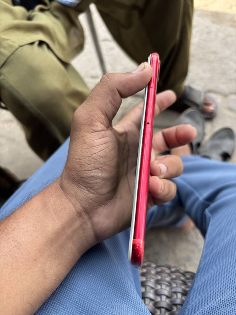 Apple iPhone 7 Plus 2