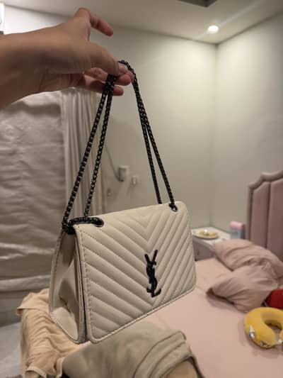 shoulder bag