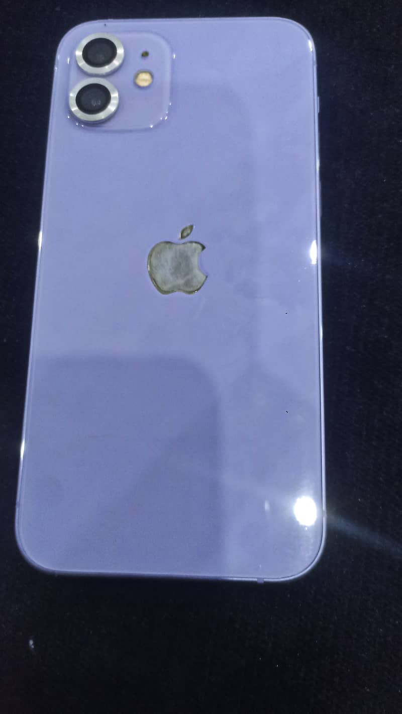 Apple iPhone 12 3