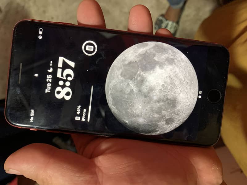 Apple iPhone 8 Plus 0