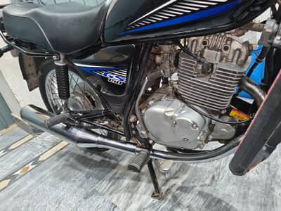 Suzuki GS 150 2022
