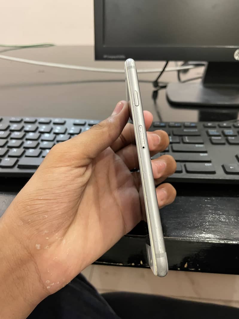 Apple iPhone 6S 2