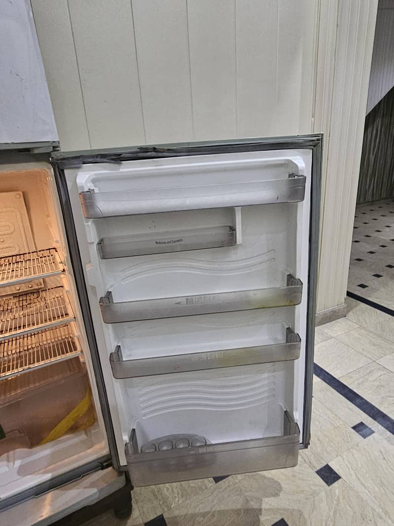 Dawlance Refrigerators 1