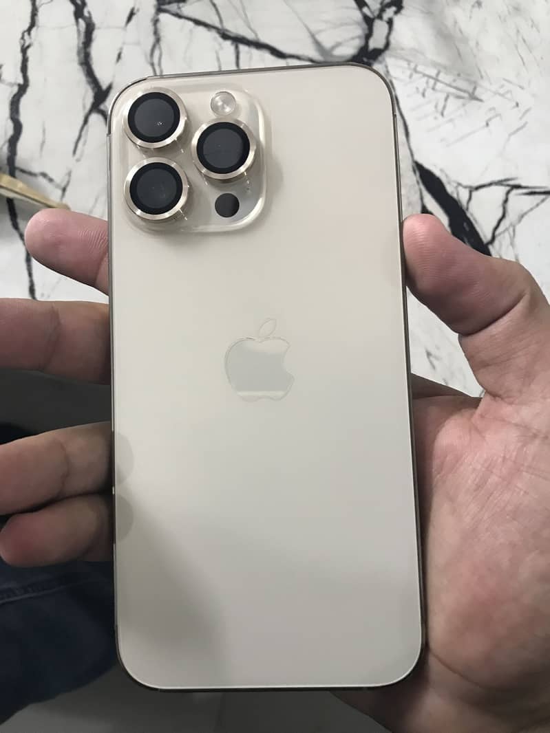 Apple iPhone 14 Pro Max 3