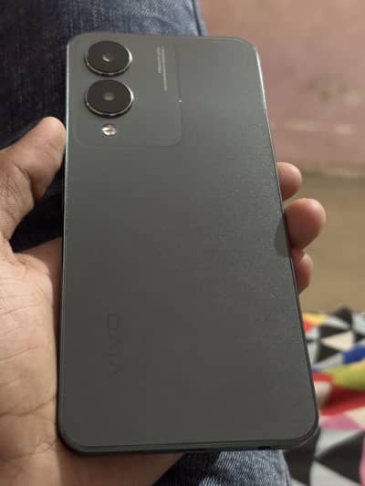 Vivo Y17s