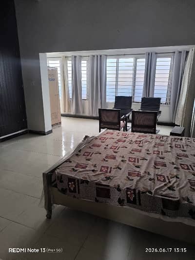 Portion 3 Bedrooms & 3 Bathrooms DD TV Lounge Kitchen