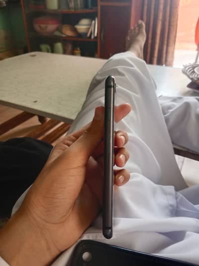 Apple iPhone 8