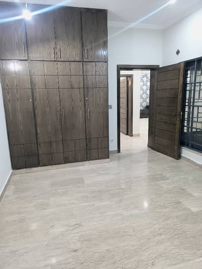 Upper Portion For Rent In G-10