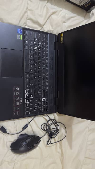 Gaming laptop and mouse for sell