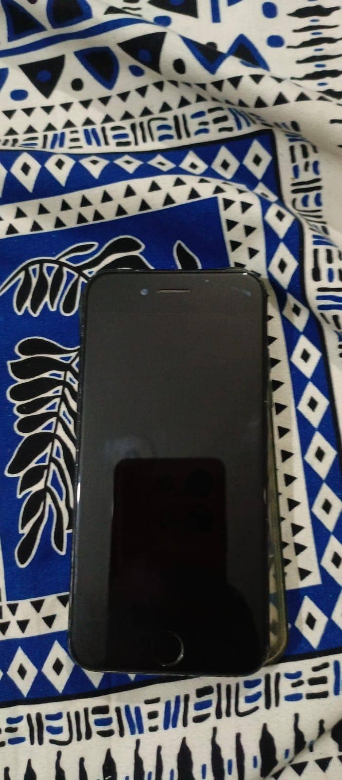 Apple iPhone 7 2
