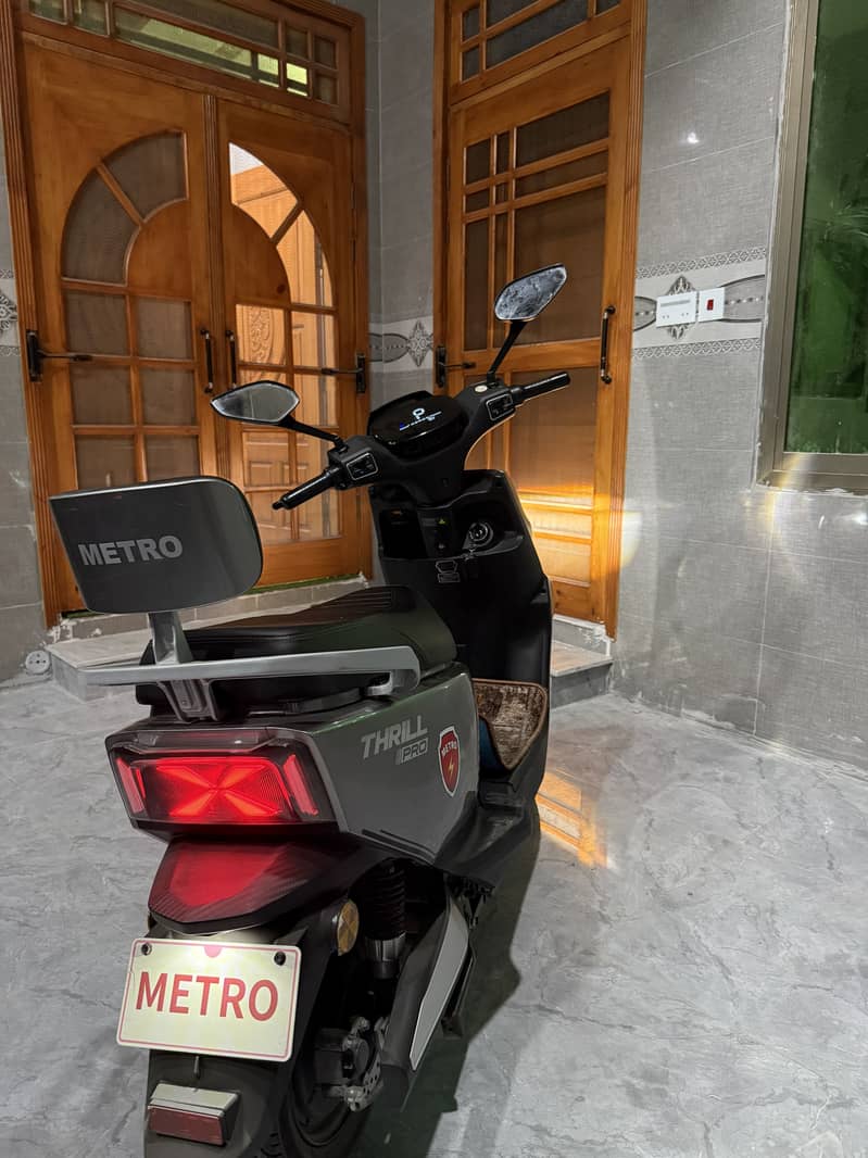 Metro thrill pro 4