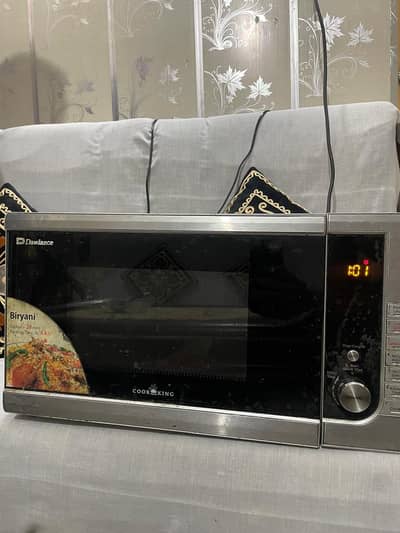 Dawlance Microvawe oven