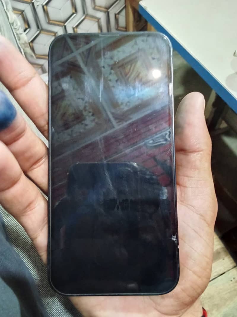 Apple iPhone 13 3