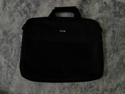Branded bags Rs: 1600-2500