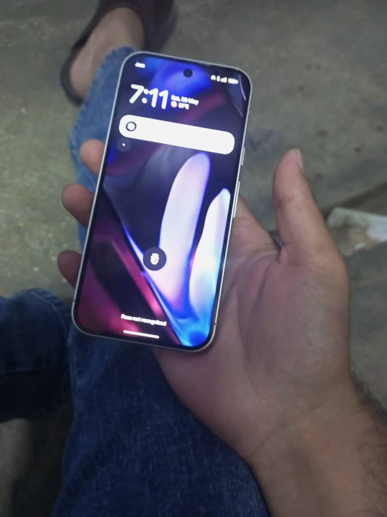 Google Pixel 9 3