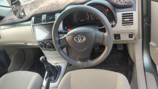 Toyota Corolla GLI 2011