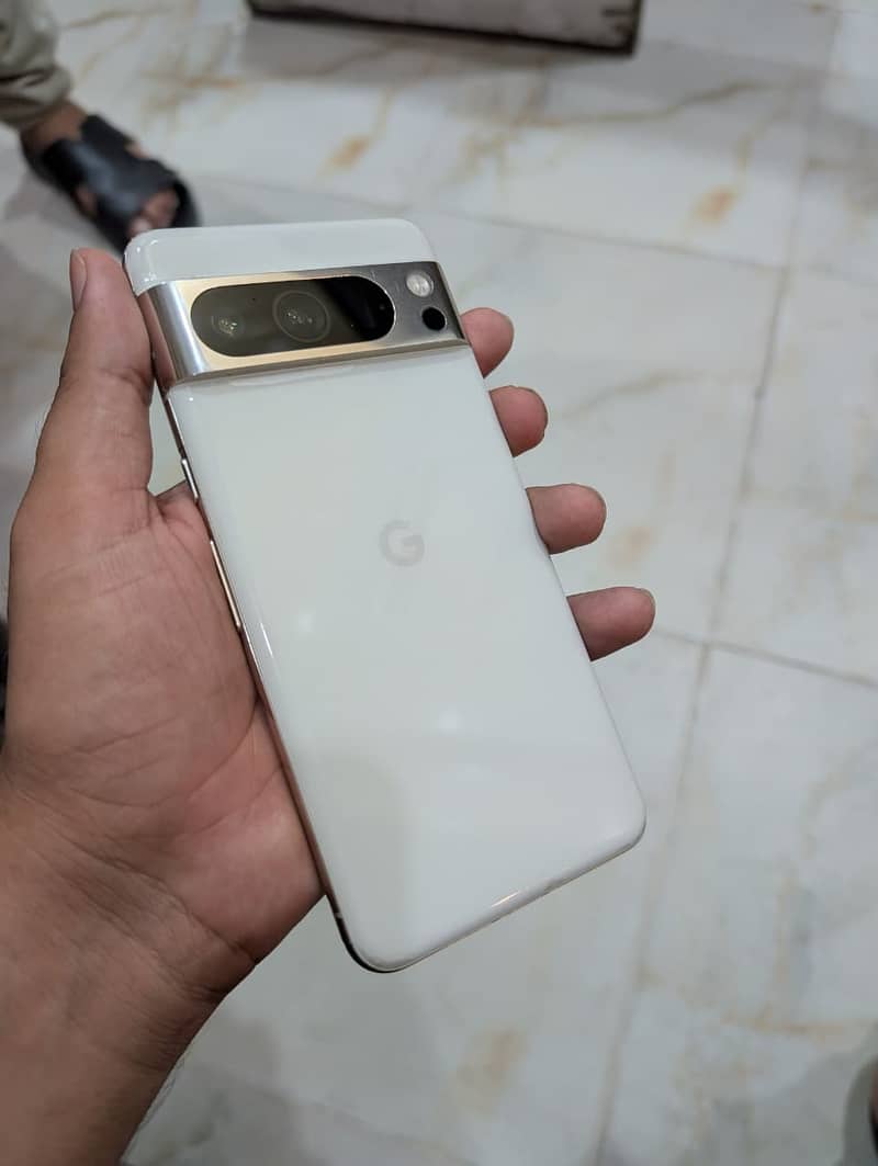 Google Pixel 8 Pro 1
