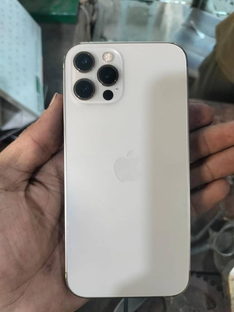 Apple iPhone 12 Pro 0