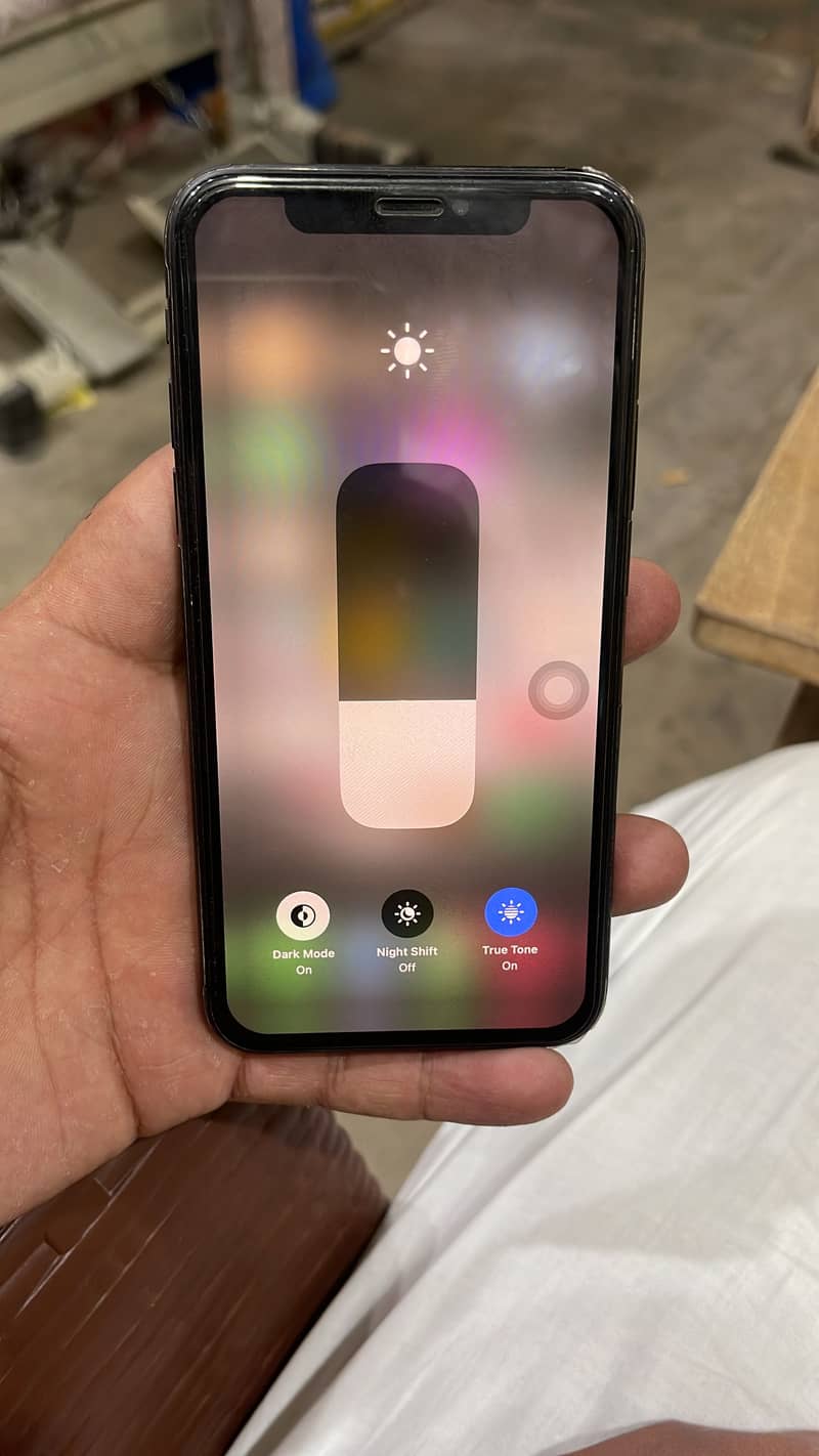 Apple iPhone X 3