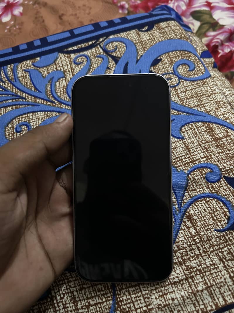 Apple iPhone 17 1
