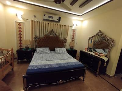King Size Bedroom Set – Bed + 2 Side Tables + Dressing Table
