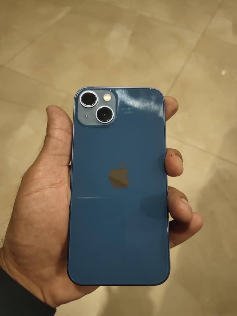 Apple iPhone 13 5