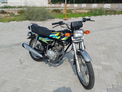 Honda CG 125 Black Colour