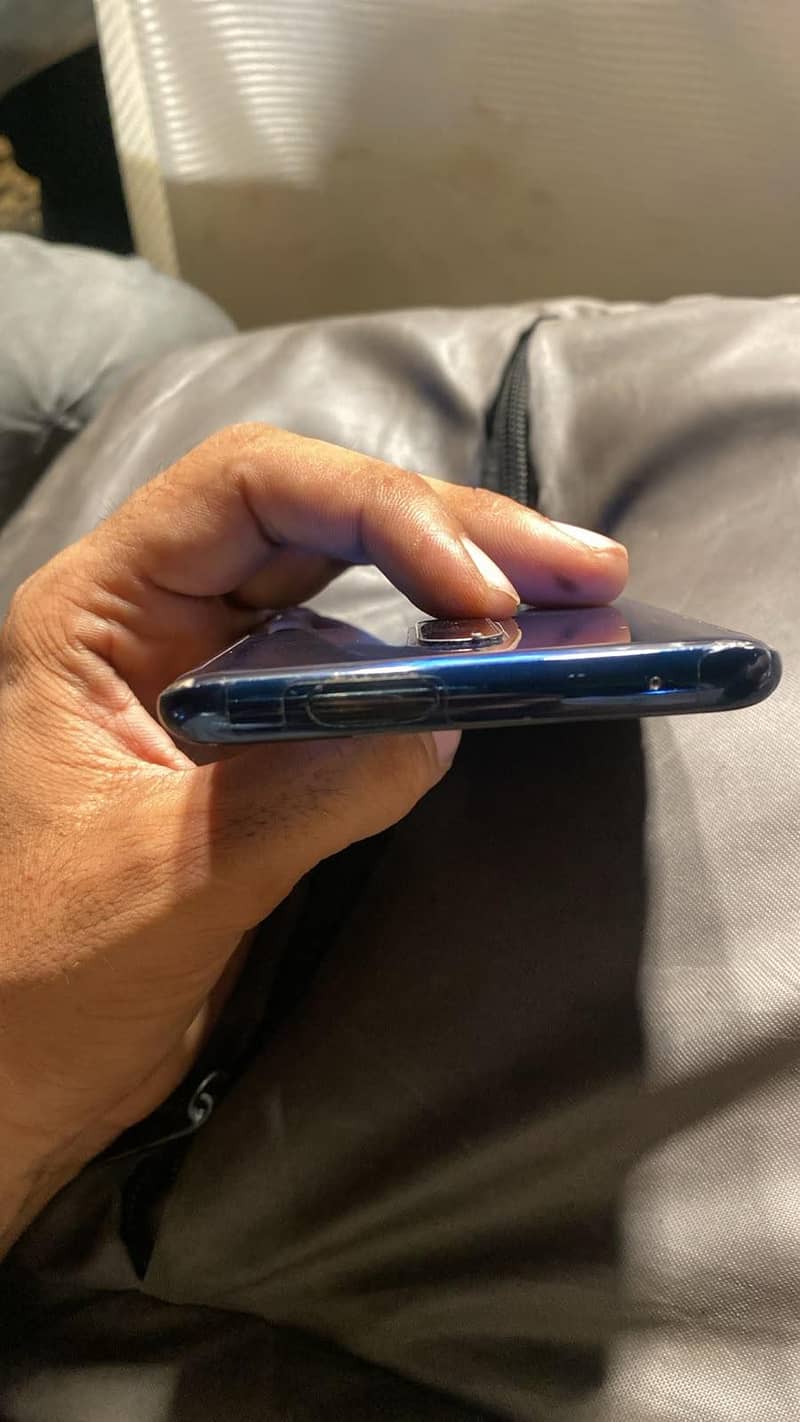One Plus 7 Pro 4