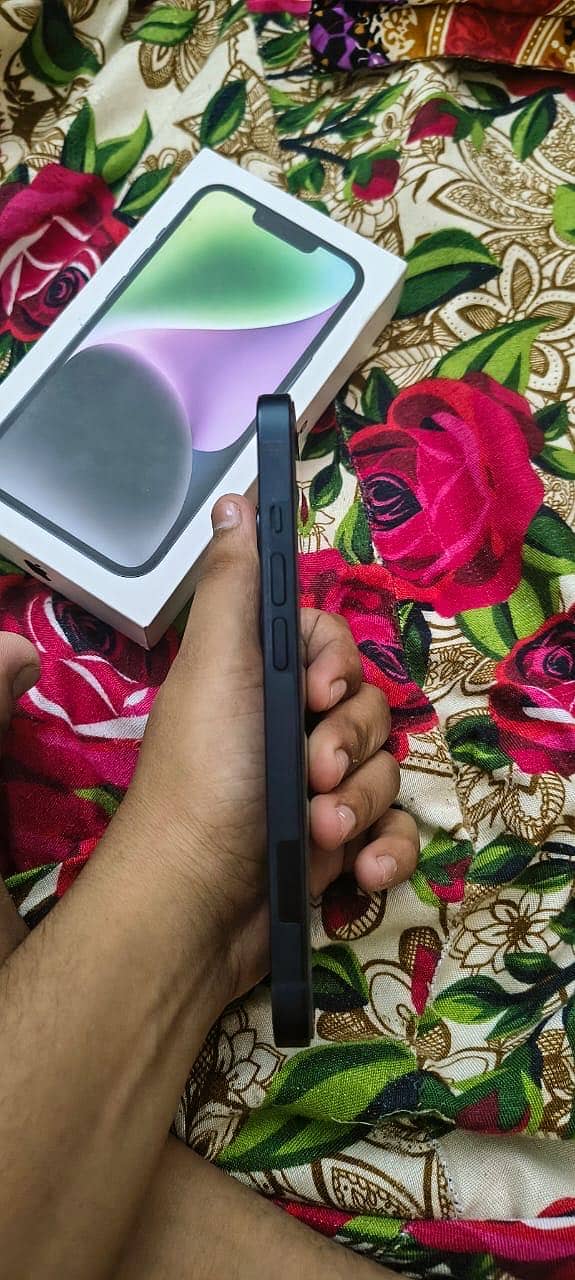Apple iPhone 14 1